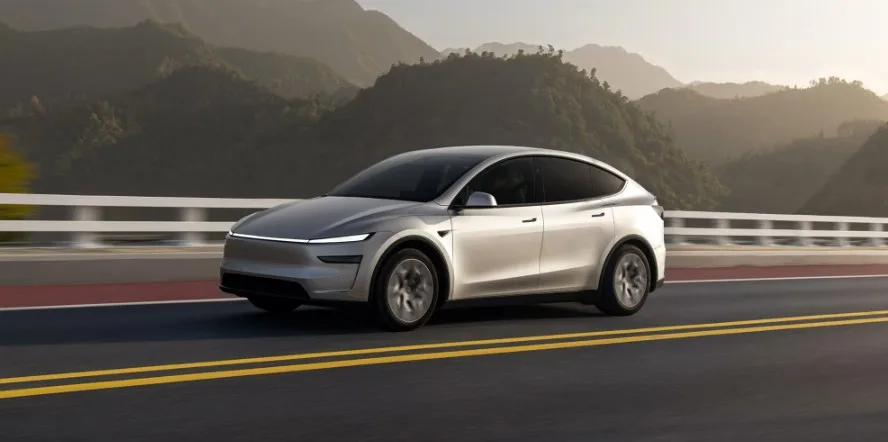 테슬라 모델 Y L 6,499만원 6인승 SUV 국내 출시 2 화면 캡처 2026 04 03 094650 https://mobilityground.com/wp-content/uploads/2026/04/화면-캡처-2026-04-04-001509.webp