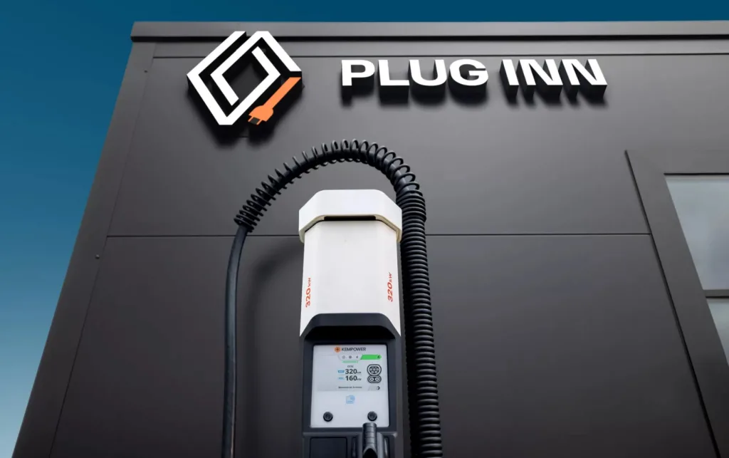 르노 그룹 전기차 충전 솔루션 플러그 인. Plug Inn: the new name for Renault Group's charging solutions