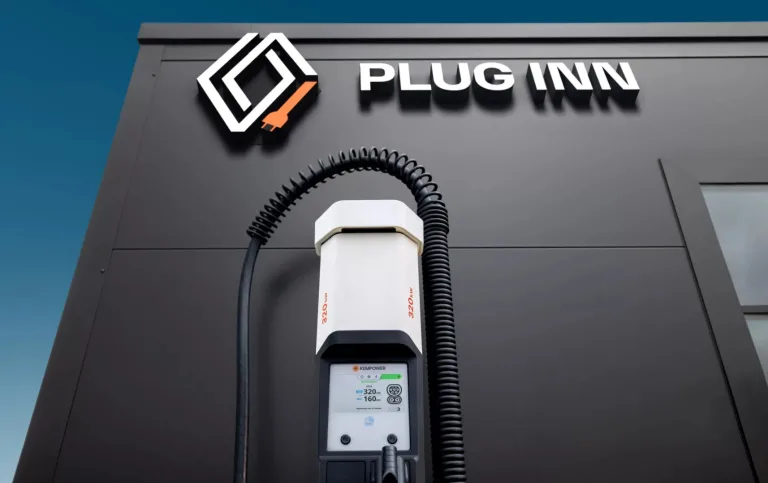 르노 그룹 전기차 충전 솔루션 플러그 인. Plug Inn: the new name for Renault Group's charging solutions