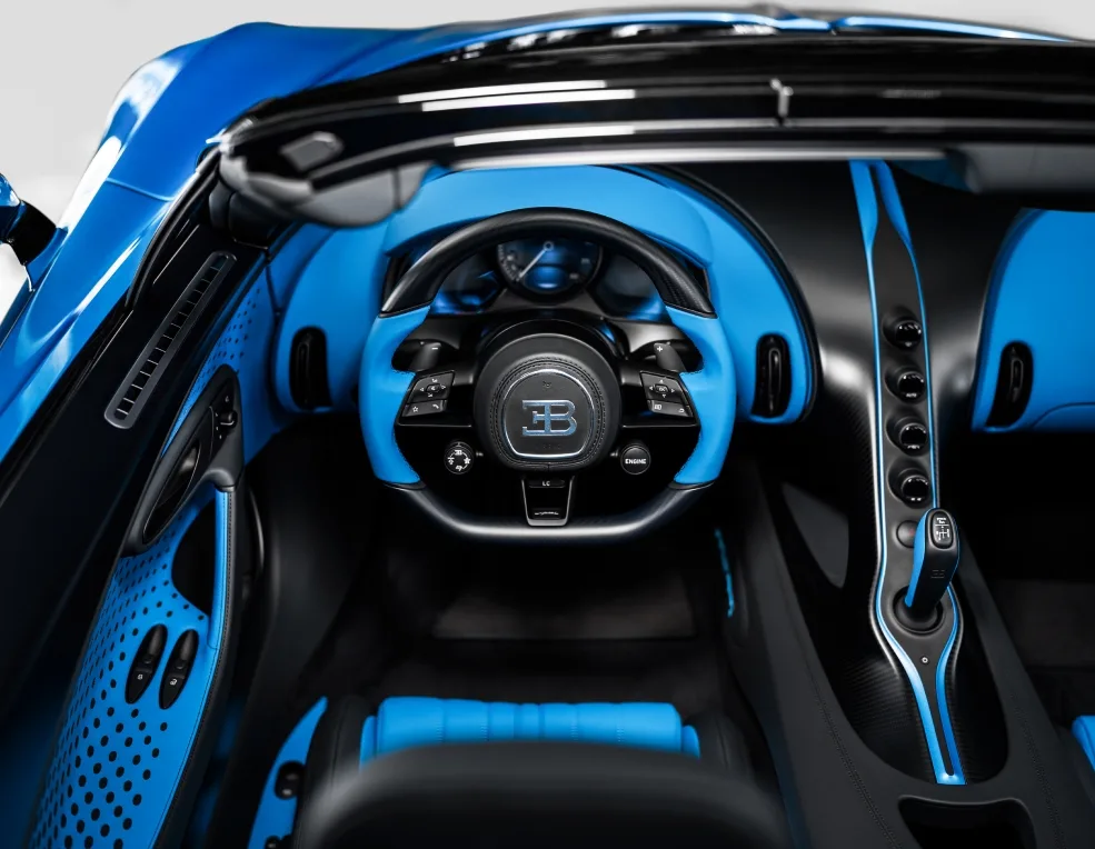 09 BUGATTI Mistral Sur Mesure Fly Bug https://mobilityground.com/wp-content/uploads/2026/05/07-BUGATTI-Mistral-Sur-Mesure-Fly-Bug.webp