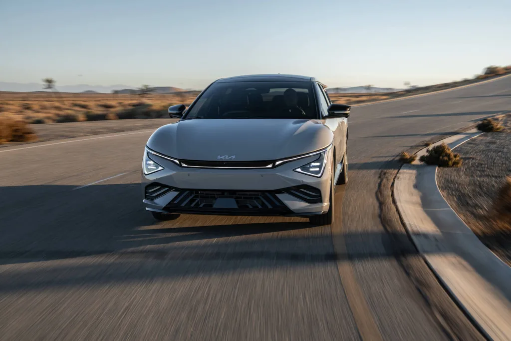 24348 2026 EV6 https://mobilityground.com/wp-content/uploads/2026/05/24348_2026_EV6.webp
