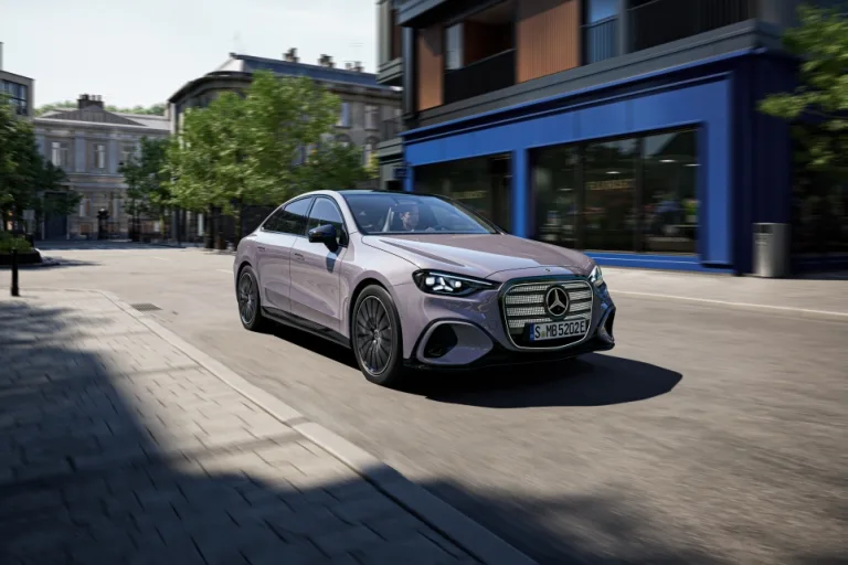 메르세데스-벤츠 올 뉴 일렉트릭 C-클래스, Redefining the segment: The new electric Mercedes-Benz C-Class now available to order