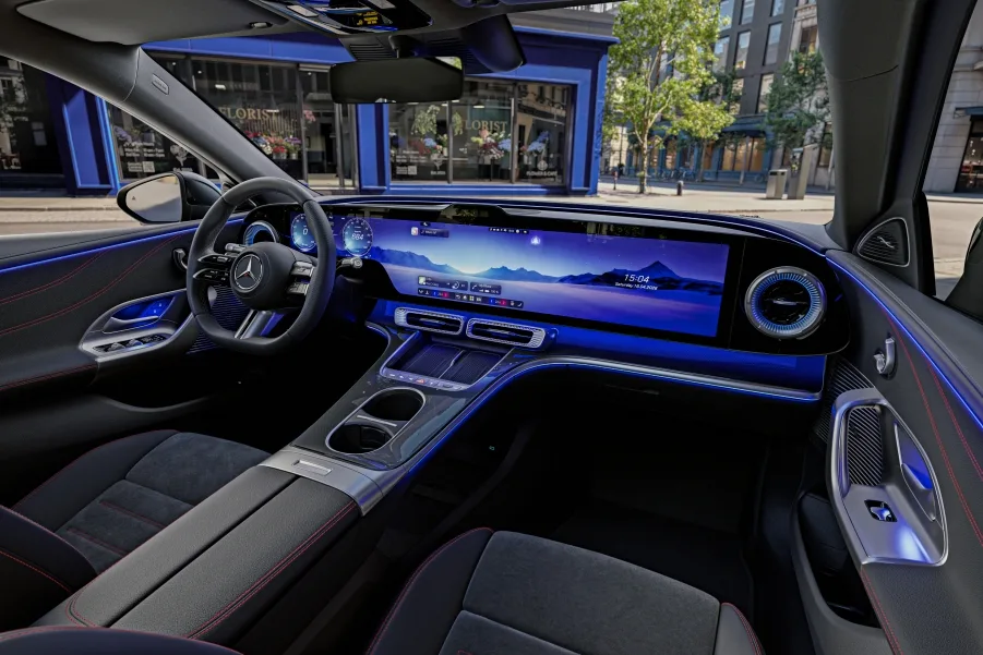 메르세데스-벤츠 올 뉴 일렉트릭 C-클래스, Redefining the segment: The new electric Mercedes-Benz C-Class now available to order