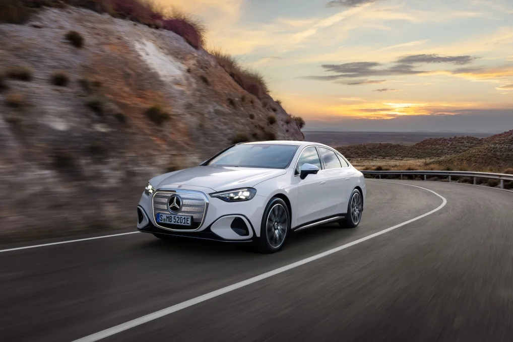 메르세데스-벤츠 올 뉴 일렉트릭 C-클래스, Redefining the segment: The new electric Mercedes-Benz C-Class now available to order