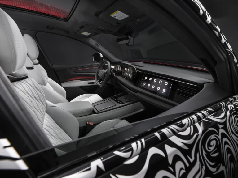 아우디 Q9, Elegance and space: a first look inside the new Audi Q9
