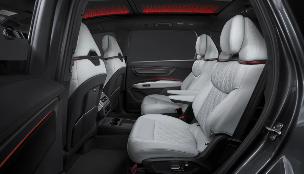 아우디 Q9, Elegance and space: a first look inside the new Audi Q9