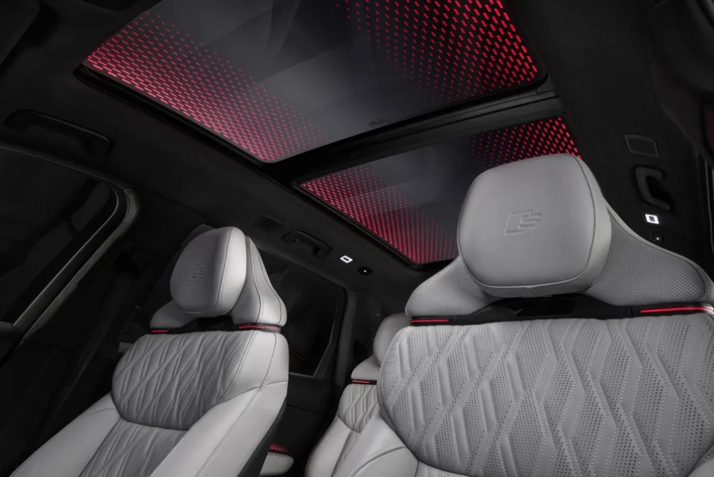 아우디 Q9, Elegance and space: a first look inside the new Audi Q9