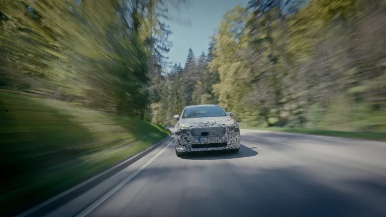 아우디 A2 e-트론, Audi A2 e-tron clocks up test kilometers