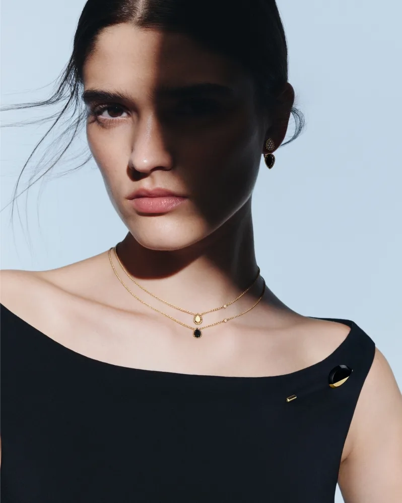 BOUCHERON GOLD ONYX WORN VISUALS 4X5 1 https://mobilityground.com/wp-content/uploads/2026/05/BOUCHERON-GOLD-ONYX-WORN-VISUALS-4X5-1.webp
