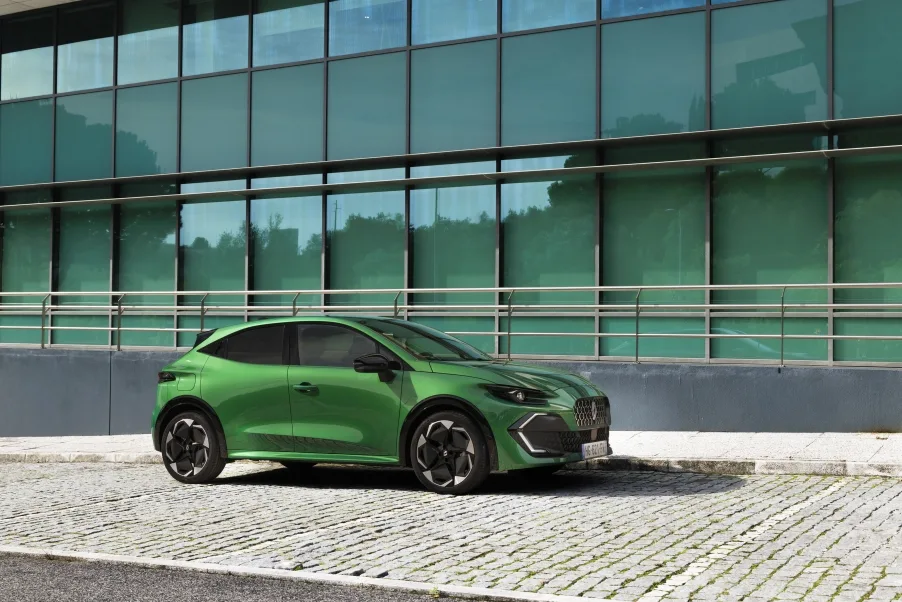 르노 클리오, Renault Clio expands its range with the new Eco‑G 120 hp EDC powertrain