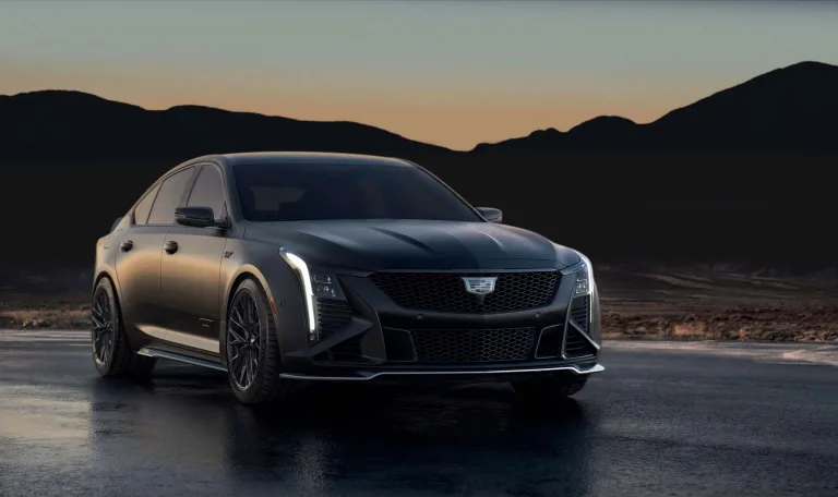 캐딜락 CTS-V 블랙윙, Blackwing hits the track: Introducing the Cadillac CT5-V Blackwing F1® Collector Series