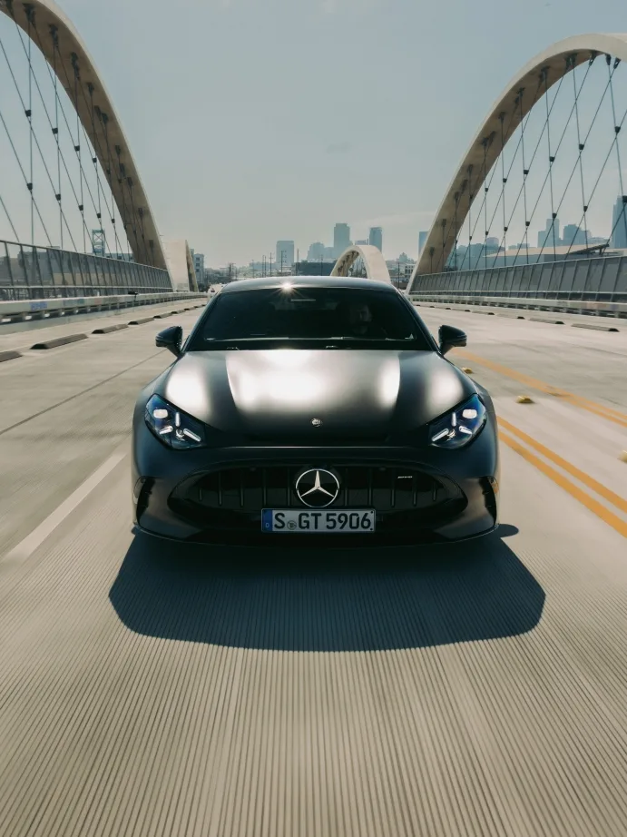 메르세데스-AMG GT 4도어 쿠페, The new Mercedes-AMG GT 4-Door Coupé: Two powerful variants available to order now