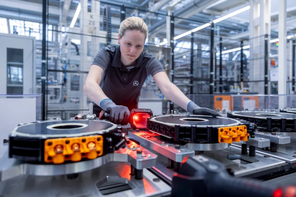 Mercedes-Benz Starts Large-Scale Axial Flux Motor Production in Berlin: 98 Process Steps, 35 World-Firsts 4 메르세데스-벤츠, 베를린에서 축방향 자속 모터 양산 시작, Mercedes‑Benz starts large‑scale production of electric axial flux motor in Berlin‑Marienfelde