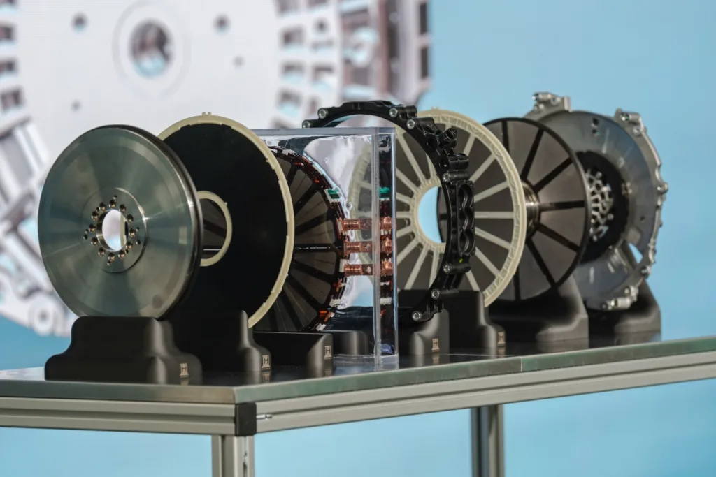 Mercedes-Benz Starts Large-Scale Axial Flux Motor Production in Berlin: 98 Process Steps, 35 World-Firsts 6 메르세데스-벤츠, 베를린에서 축방향 자속 모터 양산 시작, Mercedes‑Benz starts large‑scale production of electric axial flux motor in Berlin‑Marienfelde
