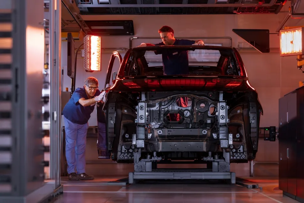 Mercedes-Benz VLE Enters Series Production in Vitoria: 800-Volt Tech, 700+ km Range and Up to Eight Seats 4 메르세데스-벤츠 VLE, Digital, efficient and future-oriented: Vitoria plant starts series production of the VLE