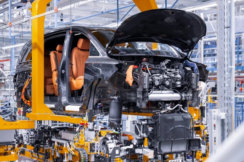 Mercedes-Benz VLE Enters Series Production in Vitoria: 800-Volt Tech, 700+ km Range and Up to Eight Seats 2 메르세데스-벤츠 VLE, Digital, efficient and future-oriented: Vitoria plant starts series production of the VLE