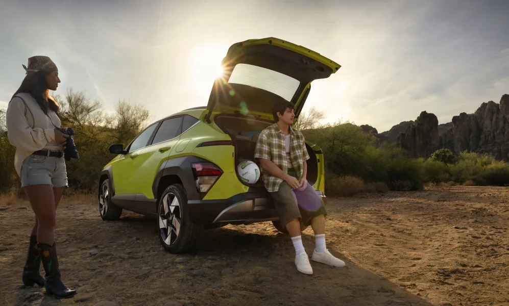 현대차 코나, 현대자동차 코나, Hyundai’s New Hispanic Marketing Campaign for the 2026 Kona Gives “No Inventes” a Whole New Meaning