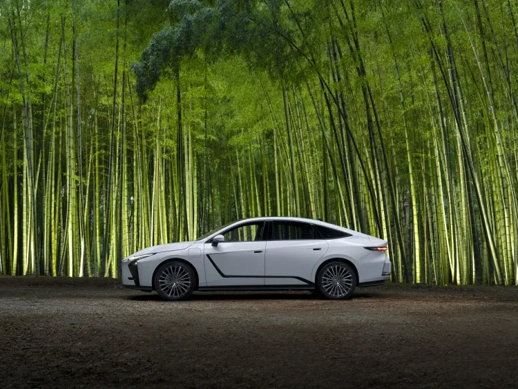 New Lexus ES Revealed: 8th-Generation Sedan with HEV and BEV, 670 km Range and World-First Tech 4 렉서스 ES, LEXUS、新型「ES」を発売, Lexus Launches All-New Eighth-Generation ES with HEV and BEV Powertrains, Lexus ES