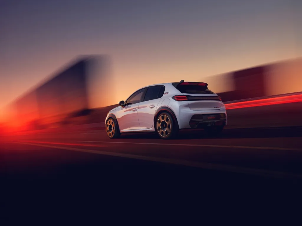 PEUGEOT E-208 GTi Becomes Brand's First 100% Electric GTi Model 4 푸조 E-208 GTi, PEUGEOT E-208 GTi: A NEW LEGEND IS BORN ORDERS ARE OPEN FOR THE NEW ELECTRIC HOT HATCH, BACKED BY BEST-IN-CLASS PERFORMANCE FIGURES.