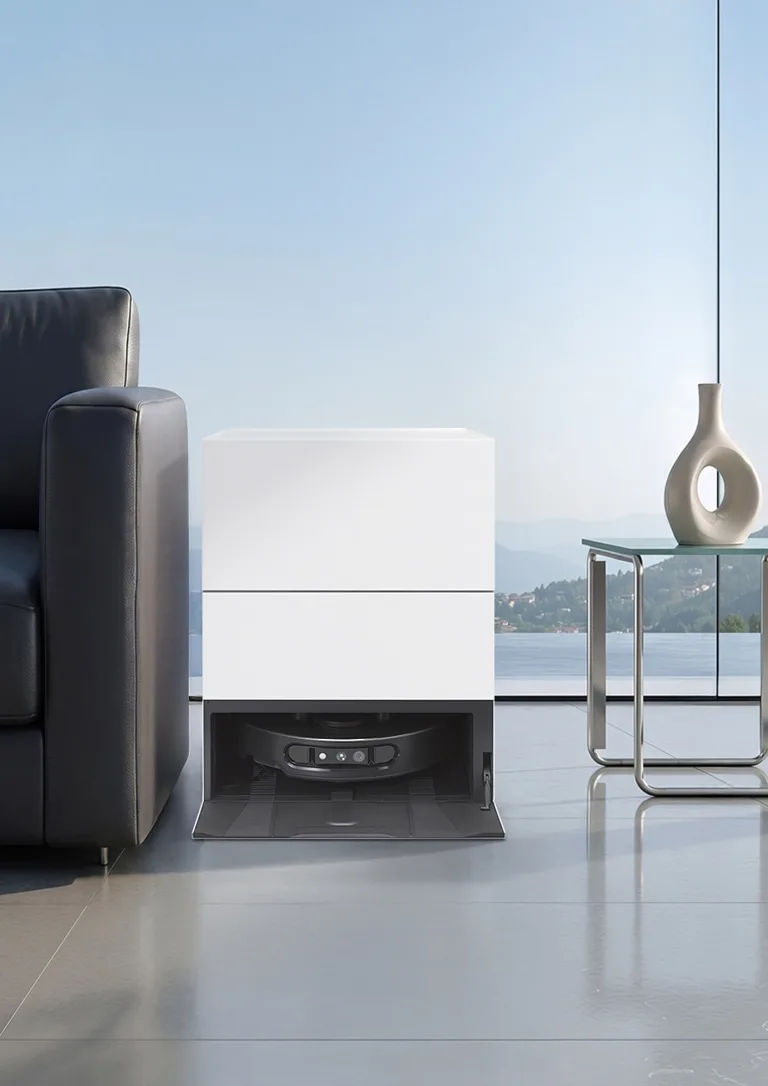 [사진 1] LG 홈봇 AI 오브제컬렉션 로니(RONi) 출시...혁신 스팀기술을 15cm 빌트인 디자인에 담았다
