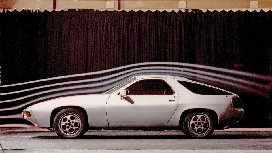 포르쉐 박물관 특별 전시, Porsche honours 50 years of Transaxle