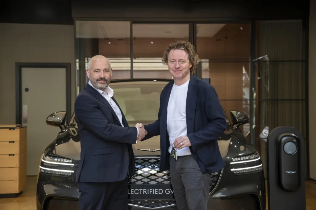 제네시스 일렉트리파이드 GV70, GENESIS ELECTRIFIES PARTNERSHIP WITH MICHELIN STAR CHEF TOM KITCHIN