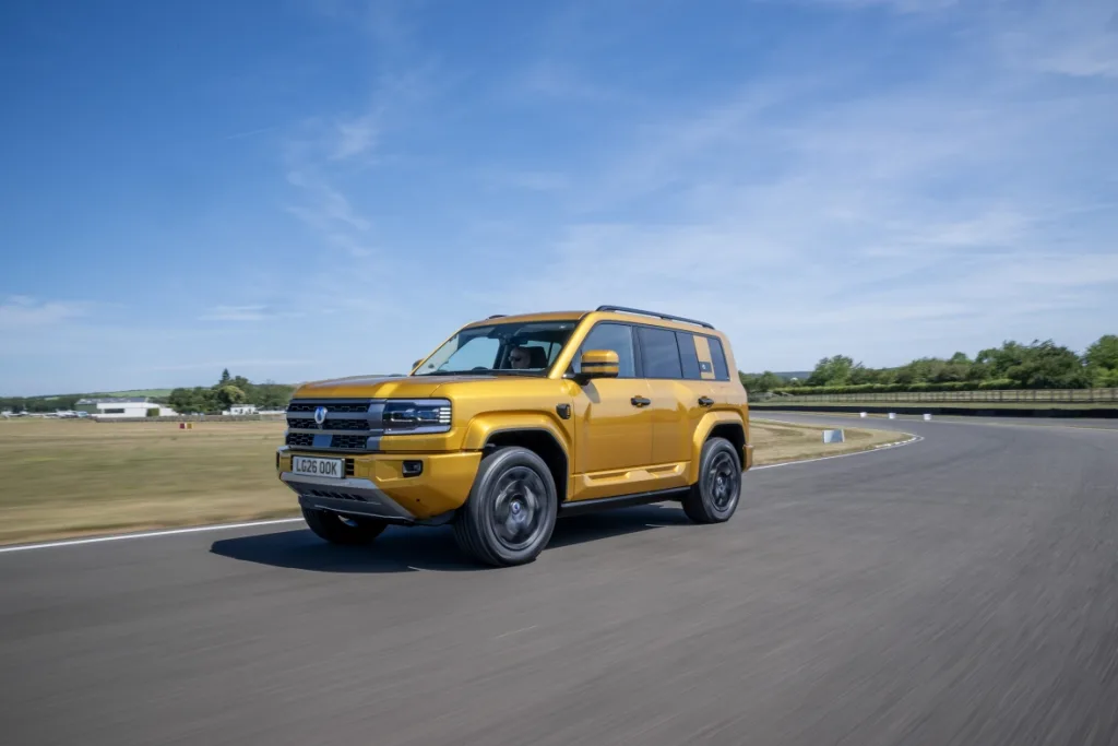 byd 덴자 바오 5, DENZA makes European SUV debut with new BAO 5
