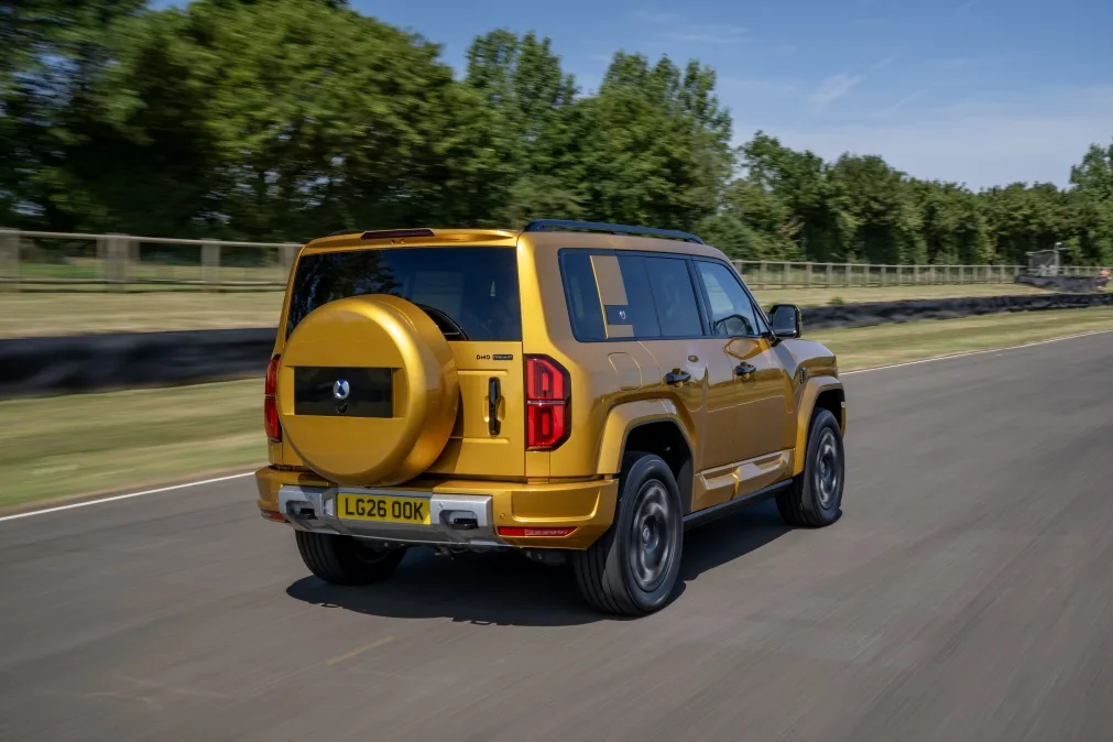 byd 덴자 바오 5, DENZA makes European SUV debut with new BAO 5