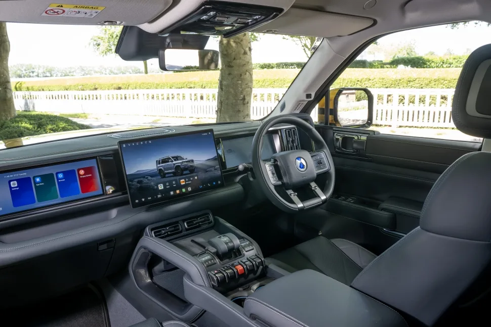byd 덴자 바오 5, DENZA makes European SUV debut with new BAO 5