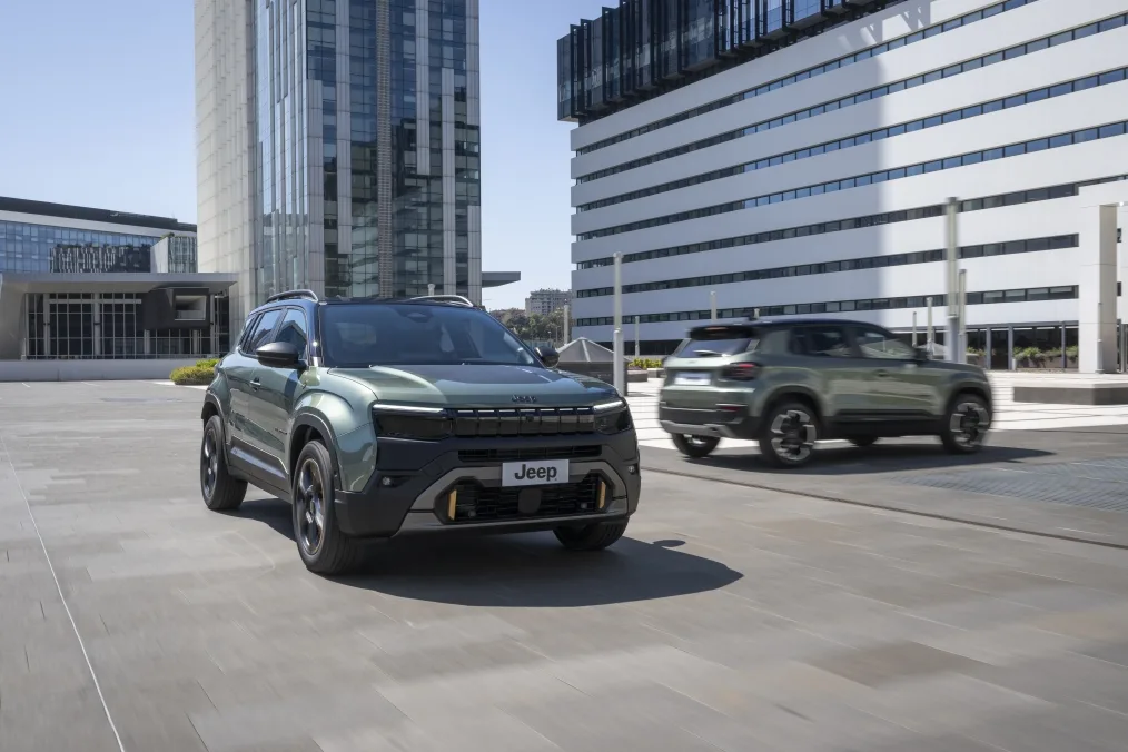 New Jeep Avenger Debuts with 85th Anniversary Edition and Fresh Features 1 지프 어벤저, New Jeep® Avenger: the evolution of compact freedom. Orders open today featuring the 85th Anniversary Special Edition