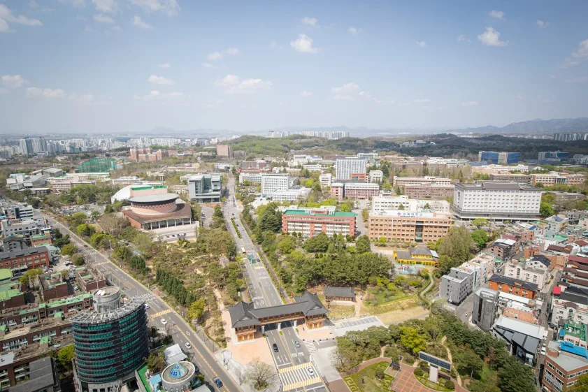 현대차-전북도-전북대, 인재양성·공동연구 협력 MOU 체결 1 사진1 현대자동차 전북자치도·전북대와 미래산업 인재육성 협력 https://mobilityground.com/wp-content/uploads/2026/07/사진1-현대자동차-전북자치도·전북대와-미래산업-인재육성-협력.webp