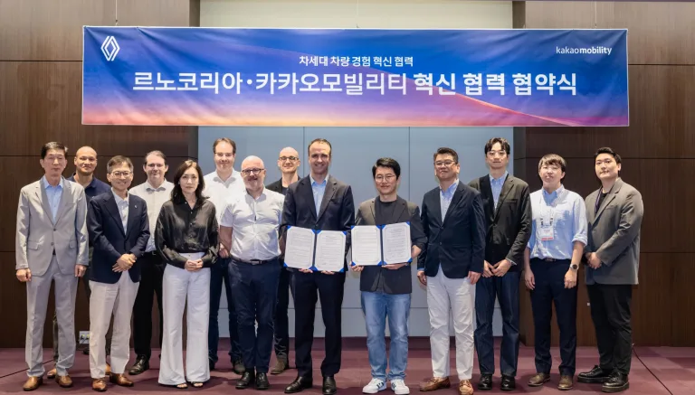 [사진3] 르노코리아, 카카오모빌리티와 차세대 차량 경험 혁신을 위한 업무협약(MOU) 체결_3