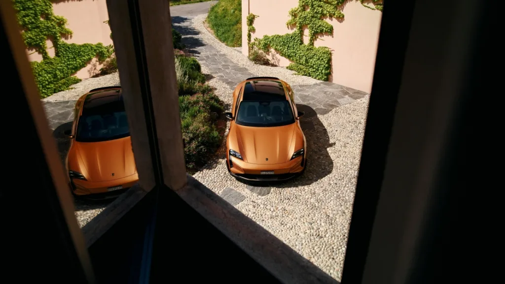 This Bespoke Taycan Turbo GT Was Inspired by Sunsets Over Lake Lugano 2 포르쉐 타이칸 터보 GT, Individuality down to the last detail: a Porsche Taycan Turbo GT like no other