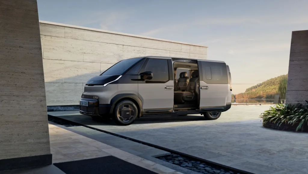 260803 사진3 PV5 프라임 모델 외장 https://mobilityground.com/wp-content/uploads/2026/08/260803-사진1-PV5-신규라인업-및-The-2027-EV6.webp