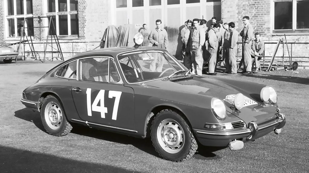 포르쉐 모터스포츠, Porsche Motorsports, Raceborn: Motorsport Is Customer Racing