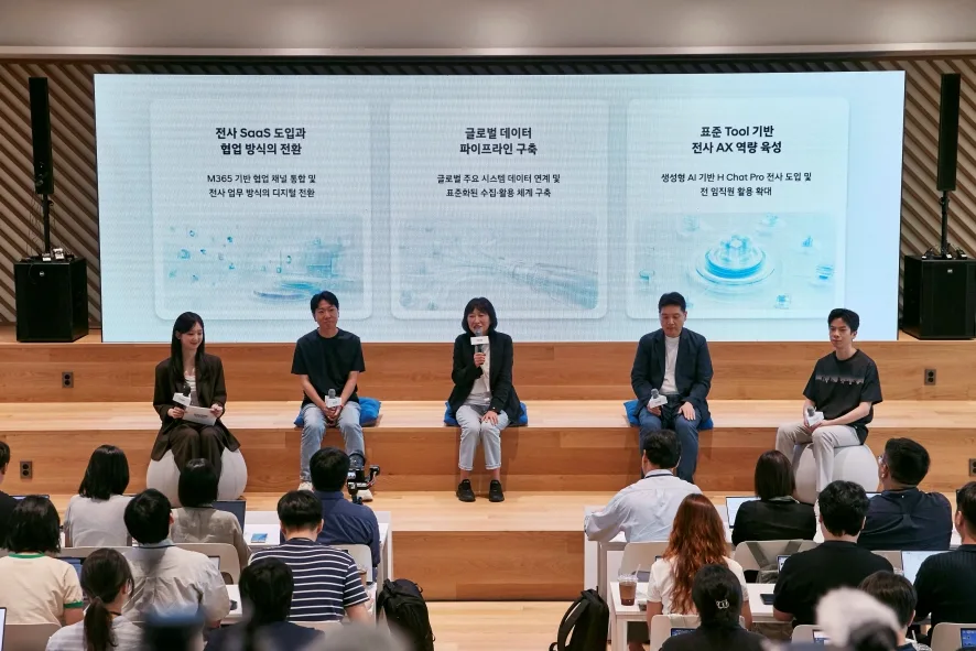 사진5현대차그룹 전사 DX·AX 여정과 성과 공개 https://mobilityground.com/wp-content/uploads/2026/08/사진1현대차그룹-전사-DX·AX-여정과-성과-공개.webp