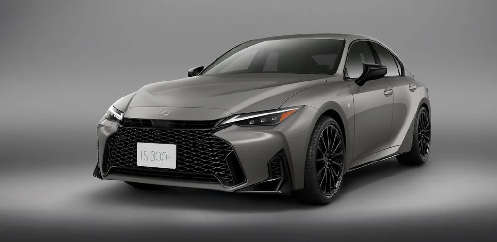 Lexus's F SPORT Mode Black VI Sharpens the IS's Sporty Look 1 렉서스 IS300h, Lexus IS Adds F SPORT Mode Black VI Special Edition