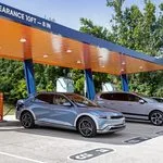 현대자동차, 현대차, 제네시스 아이오나 전기차 충전소, Hyundai U.S. EV Owners to Receive Automatic 10% Discount at All IONNA Fast‑Charging Stations via App and Plug & Charge
