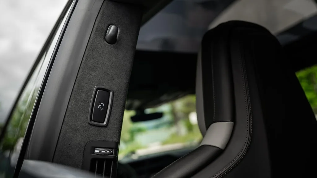 Even more colours and even greater convenience for the Porsche Cayenne Electric 2 https://mobilityground.com/wp-content/uploads/2026/09/Even-more-colours-and-even-greater-convenience-for-the-Porsche-Cayenne-Electric-1.webp