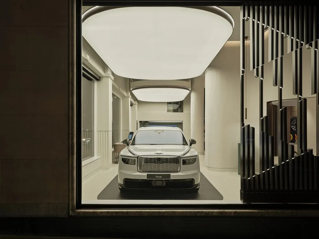 Bentley Reimagines Its Showrooms Around Hospitality, Not Sales Floors 3 벤틀리 토르칼, 벤틀리 전시장, A new brand vision for Bentley Motors and its retailers is unveiled