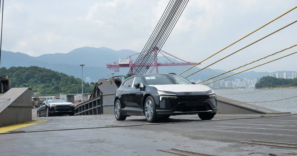 폴스타, 폴스타 4 SUV 공개…부산 공장서 2026년 2분기 생산 시작 12 Original 5811 1000012597 https://mobilityground.com/wp-content/uploads/2026/09/Original-5838-26polestar-260126-2291-v005.webp