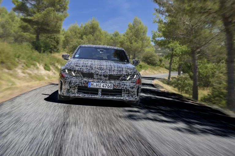 Cool as ICE, hot on the track: the new BMW 3 Series with four- and six-cylinder engines completes its final round of summer driving dynamics testing in Miramas.