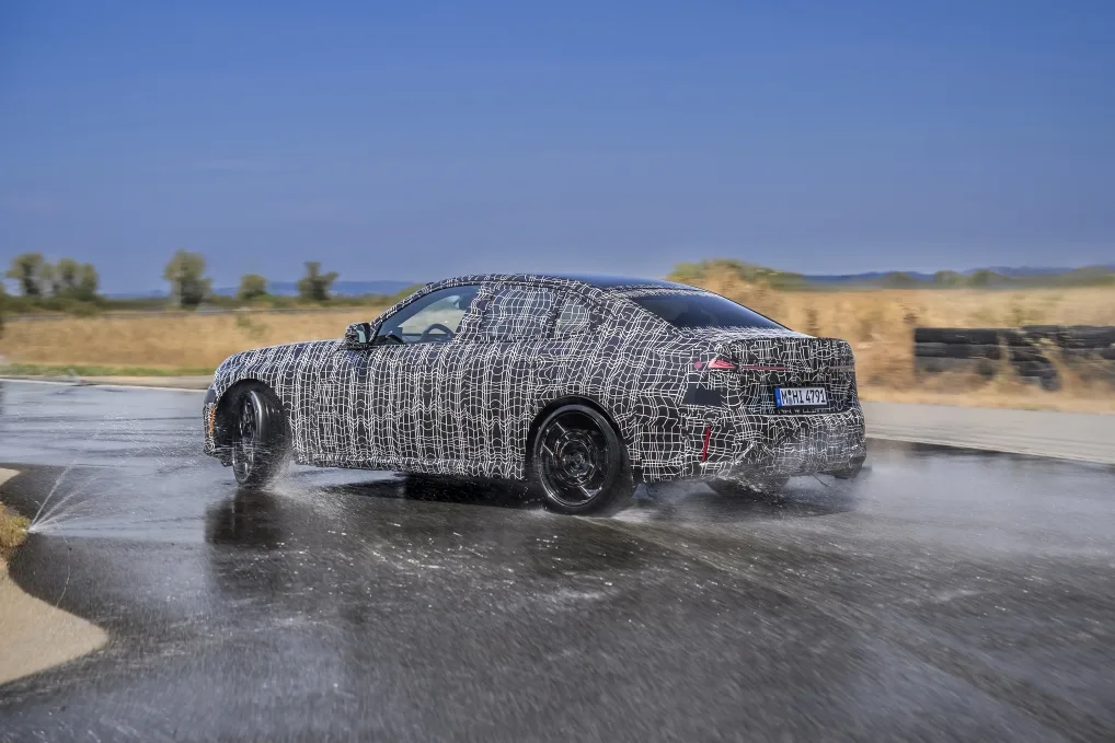 P90651558 highRes the new bmw 3 series https://mobilityground.com/wp-content/uploads/2026/09/P90651521_highRes_the-new-bmw-3-series.webp