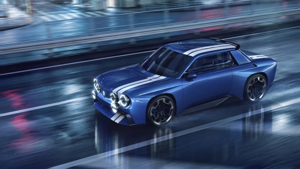 Renault's Design Team Beat 300 Sketches to Build the 8 Gordini Concept 3 르노 8 고르디니 콘셉트, Renault 8 Gordini Concept: taking a rear-wheel drive icon into the electric era