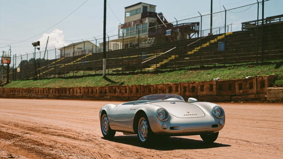 포르쉐 550 J,The Porsche 550 Spyder reimagined by Hedley Studios (6)