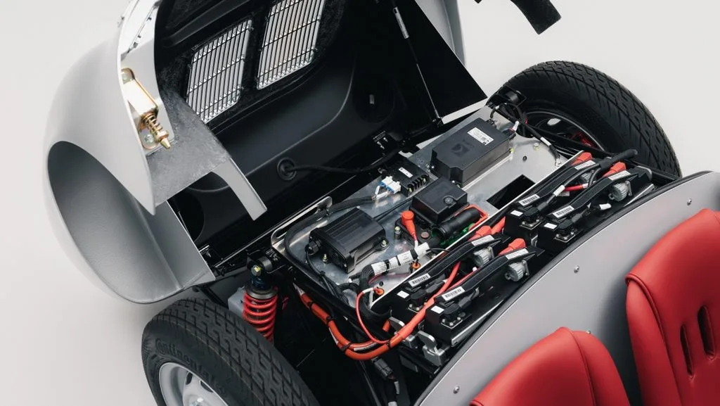 포르쉐 550 J,The Porsche 550 Spyder reimagined by Hedley Studios (6)