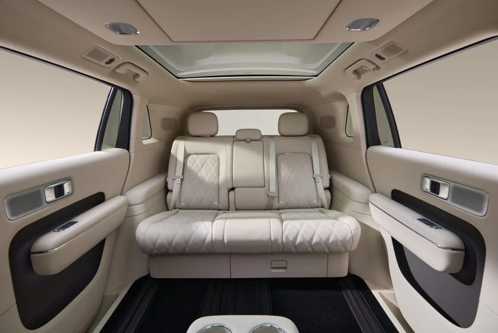 샤오미, 스카이노마드 시리즈 4종 공개, 5천만원대 대형 전기 SUV 10 Xiaomi SkyNomad N70 Max 33 https://mobilityground.com/wp-content/uploads/2026/09/Xiaomi-SkyNomad-N90-Max_28.webp