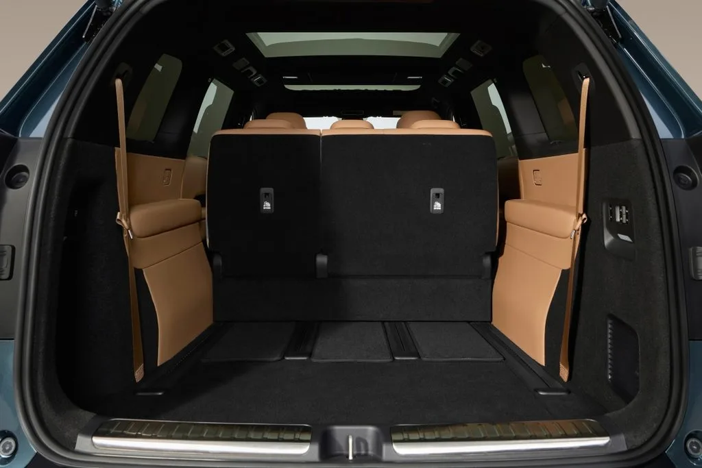 샤오미, 스카이노마드 시리즈 4종 공개, 5천만원대 대형 전기 SUV 30 Xiaomi SkyNomad N90 I22 https://mobilityground.com/wp-content/uploads/2026/09/Xiaomi-SkyNomad-N90-Max_28.webp