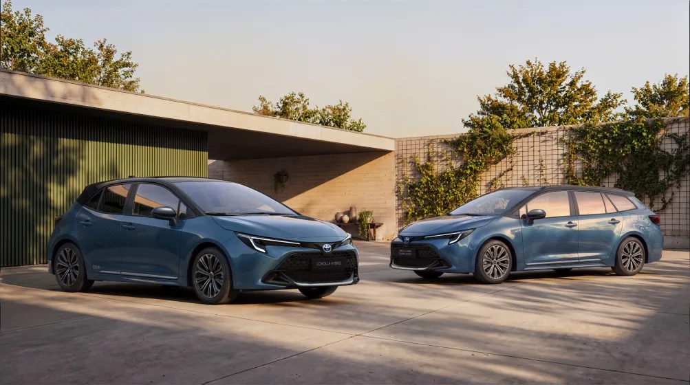 Toyota Marks 60 Years of the Corolla With Special Editions 2 토요타 코롤라 60주년 에디션, Toyota marks 60 years of Corolla with exclusive special editions
