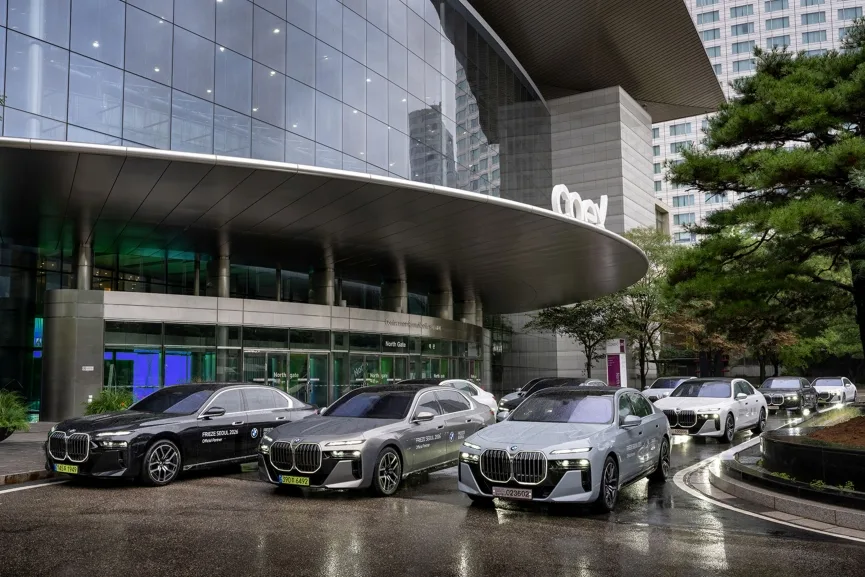 사진1 BMW 코리아 프리즈 서울 2026 VIP 대상 공식 셔틀 서비스 운영 https://mobilityground.com/wp-content/uploads/2026/09/사진2-BMW-코리아-프리즈-서울-2026-VIP-대상-공식-셔틀-서비스-운영.webp
